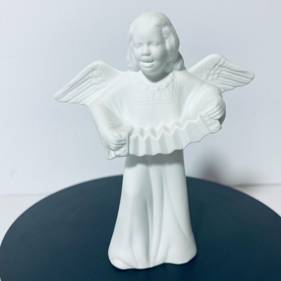 Hutschenreuther White Bisque Porcelain Angel  With Accordion Collectible - Picture 4 of 13